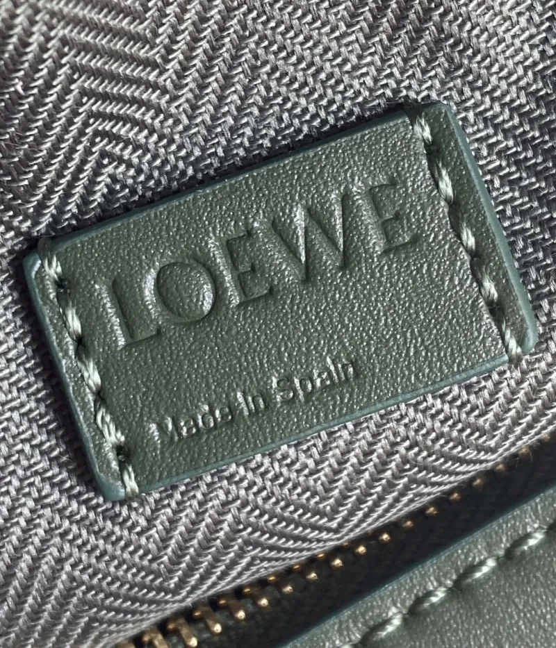 LOEWE Green Puzzle Shoulder Bag 719 - Image 8