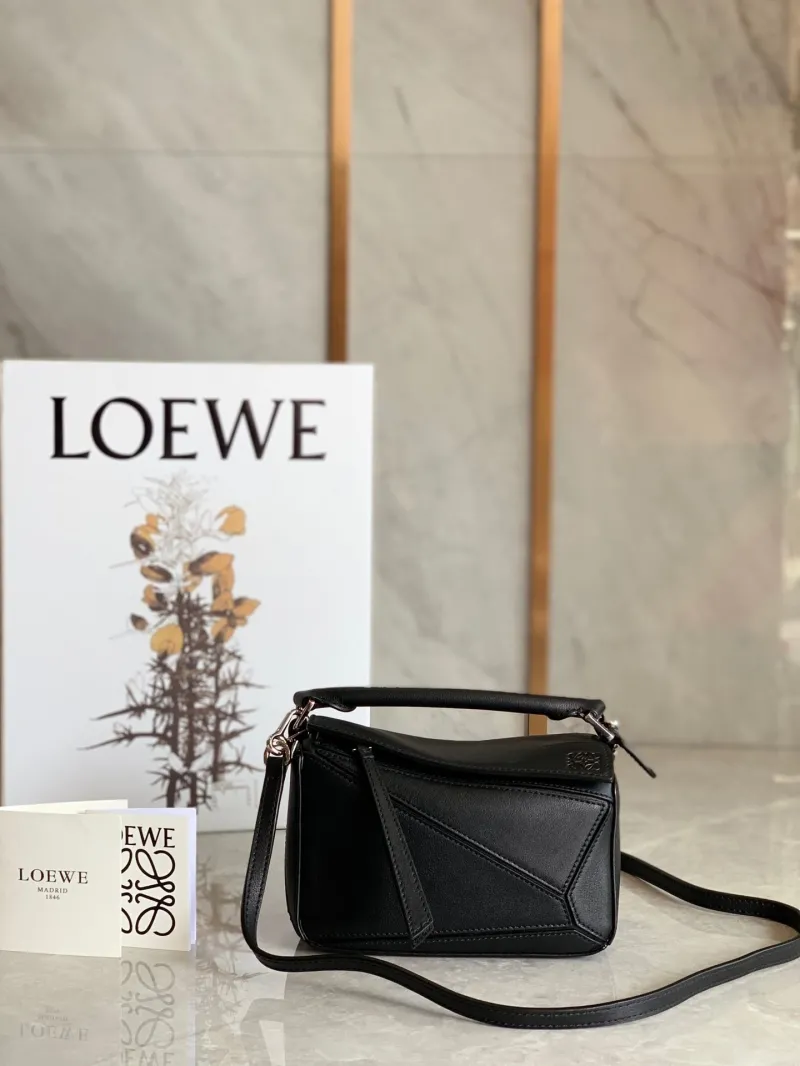 LOEWE Black Leather Crossbody Handbag 722