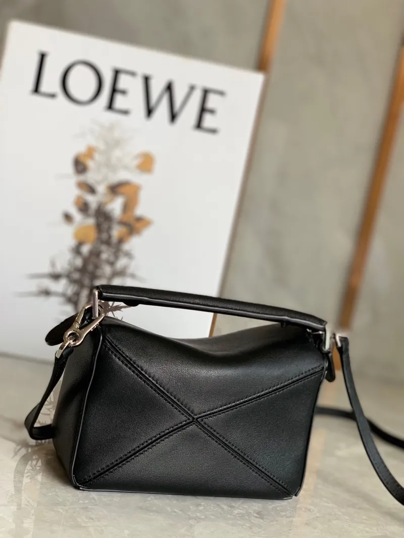 LOEWE Black Leather Crossbody Handbag 722 - Image 7