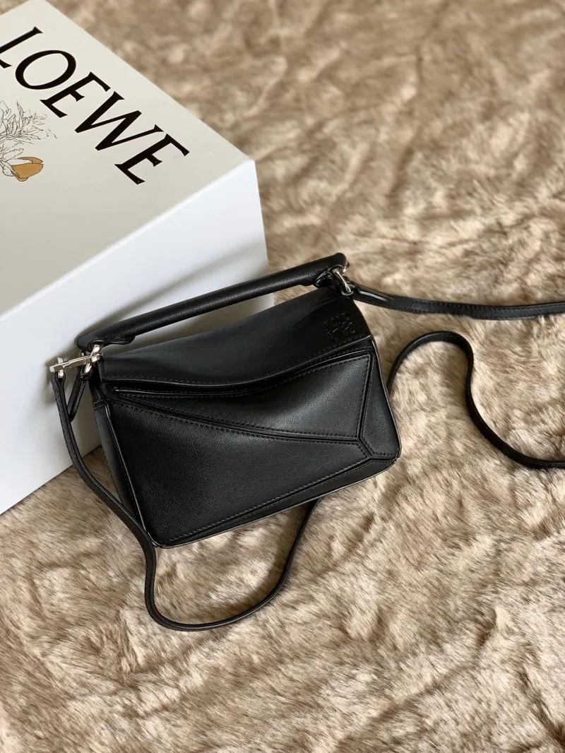 LOEWE Black Leather Crossbody Handbag 722 - Image 8