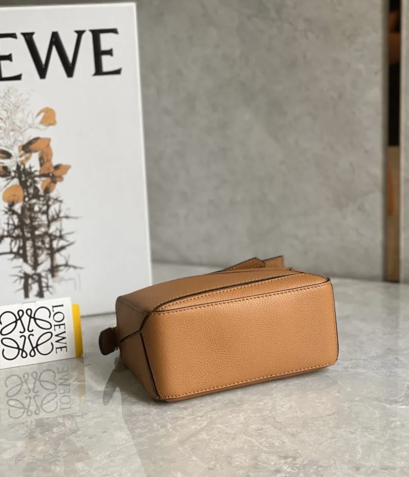 LOEWE Tan Leather Mini Puzzle Handbag 732 - Image 4