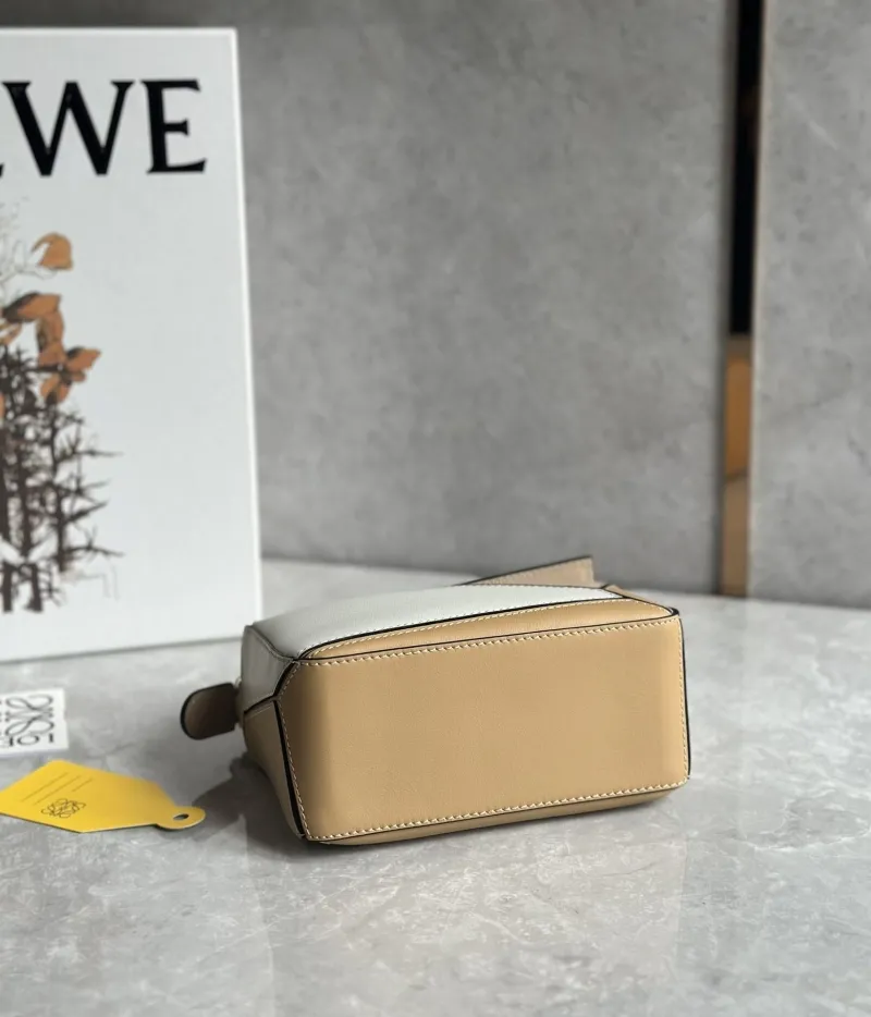 Loewe Puzzle Bag Beige White Crossbody Bag 741 - Image 6