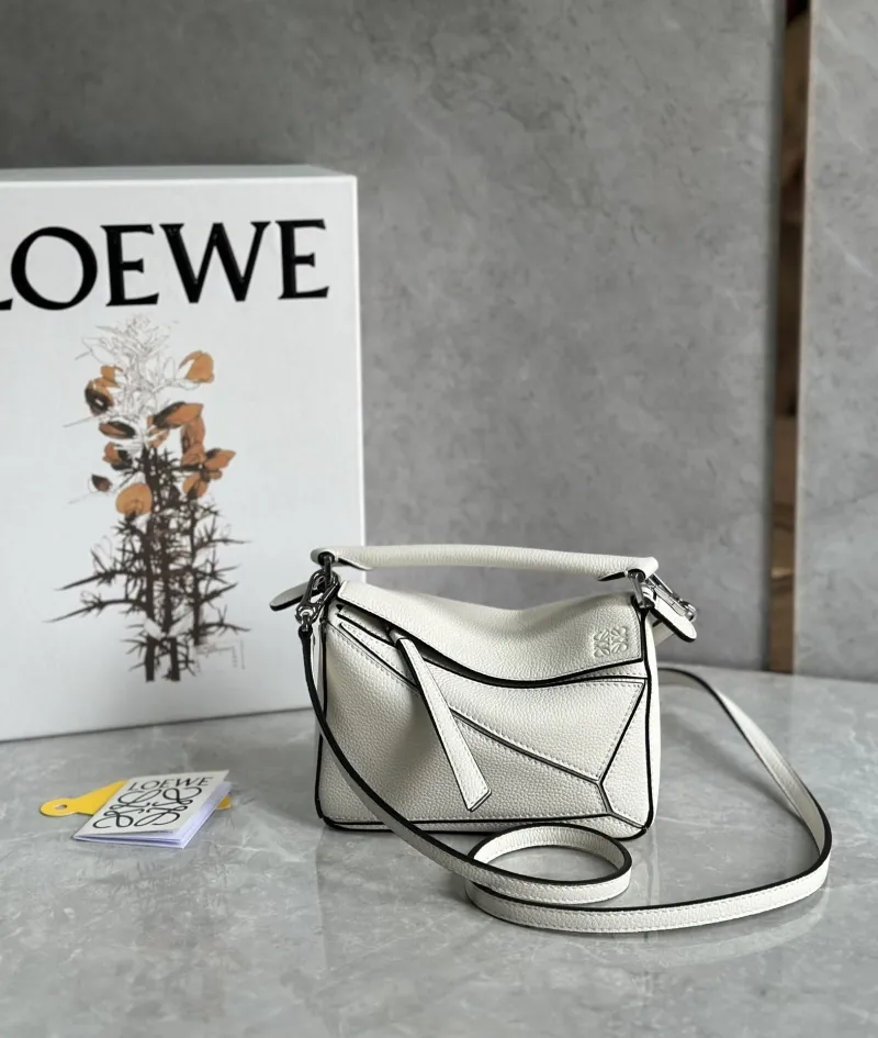 LOEWE White Puzzle Crossbody Handbag 743