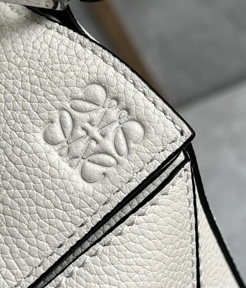 LOEWE White Puzzle Crossbody Handbag 743 - Image 8