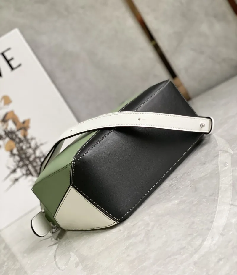 LOEWE Puzzle Bag Green White Black 745 - Image 4