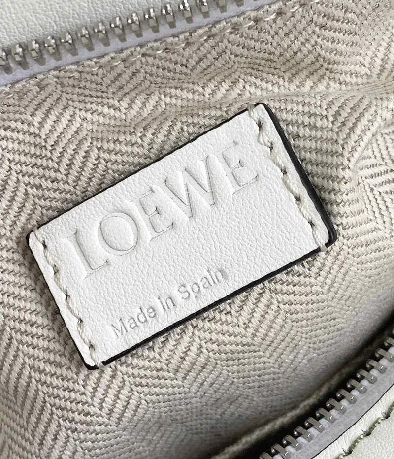 LOEWE Puzzle Bag Green White Black 745 - Image 5