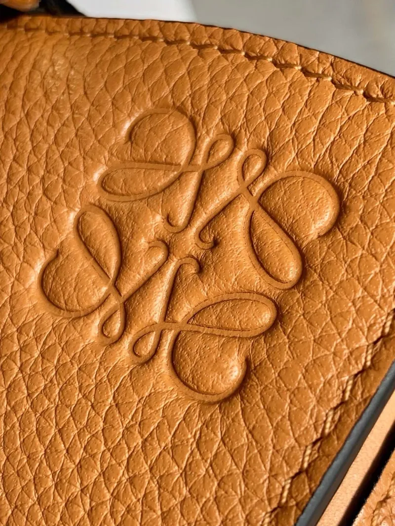 LOEWE Tan Leather Handle Crossbody Bag 749 - Image 4