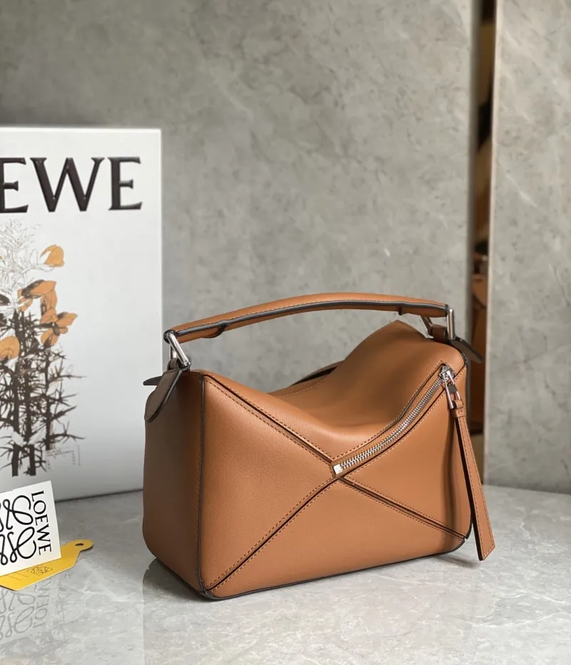 LOEWE Tan Puzzle Leather Handbag - Image 8