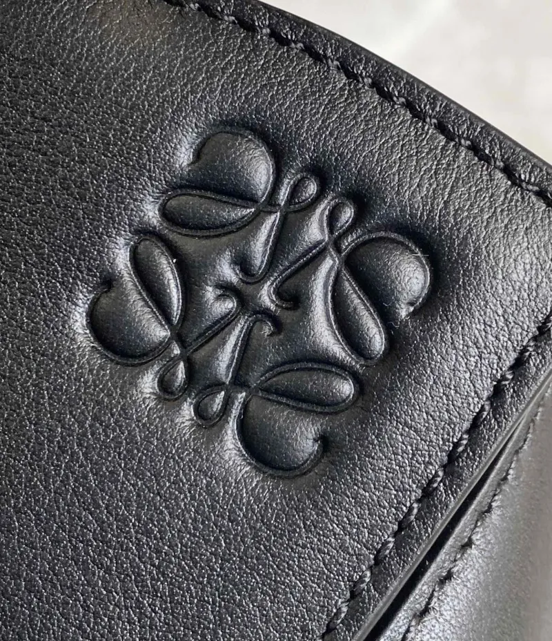Loewe Black Cream Navy Leather Handbag 760 - Image 4