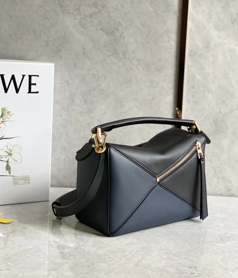 Loewe Black Cream Navy Leather Handbag 760 - Image 8