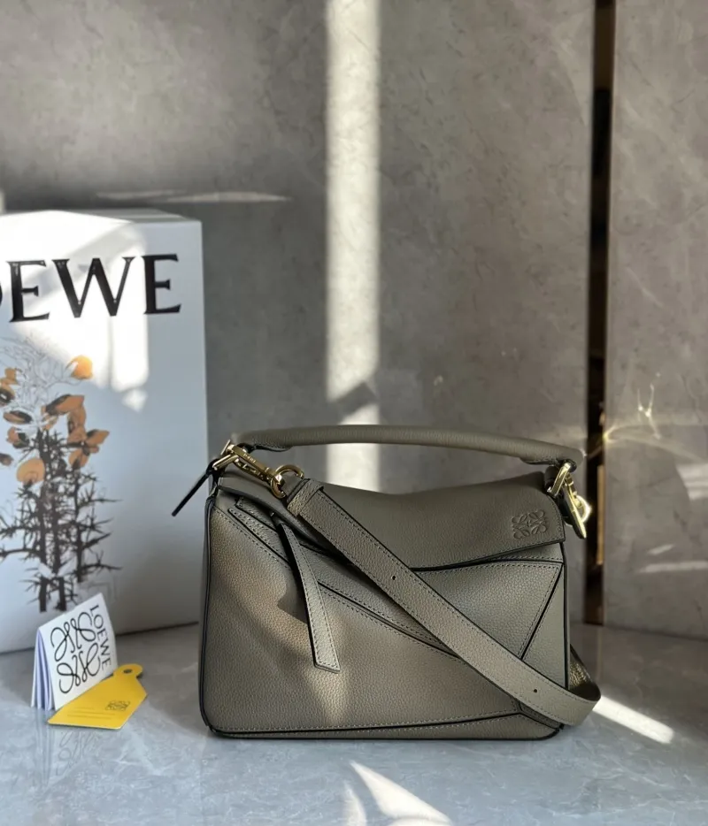Loewe Puzzle Gray Leather Handbag 763