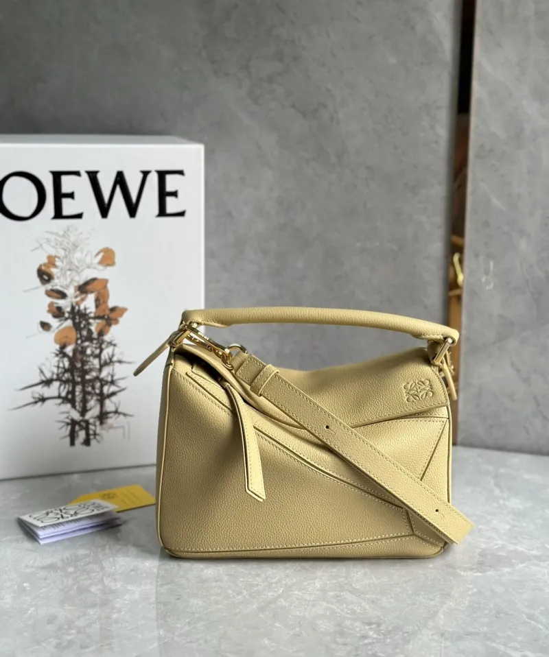 Loewe Pale Yellow Puzzle Shoulder Bag 764