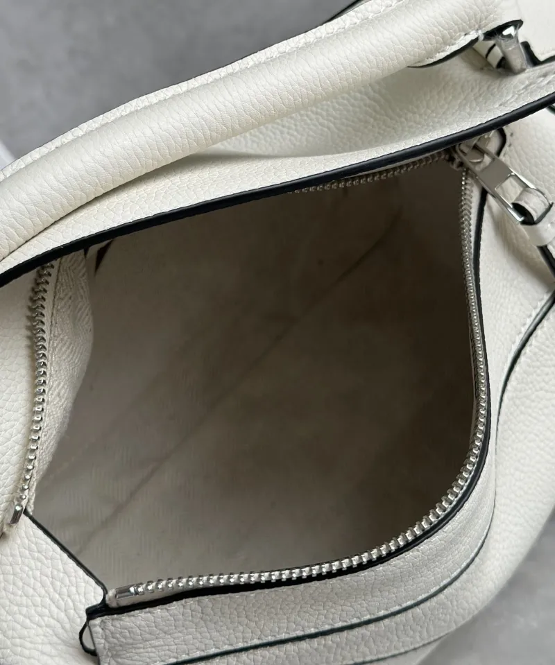 Loewe White Leather Handle Crossbody Bag 765 - Image 6