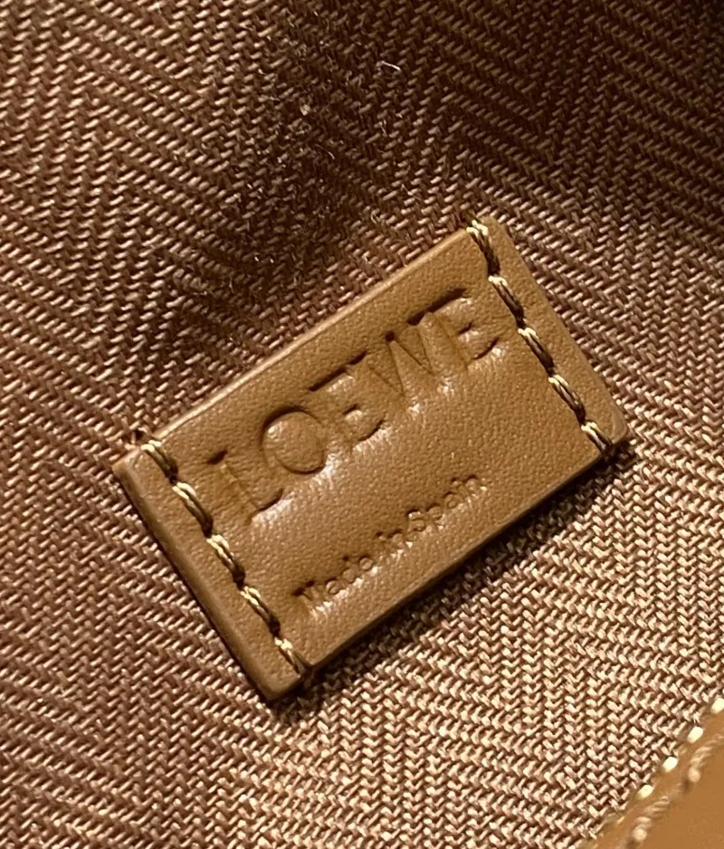 LOEWE Brown Leather Crossbody Handbag 772 - Image 5