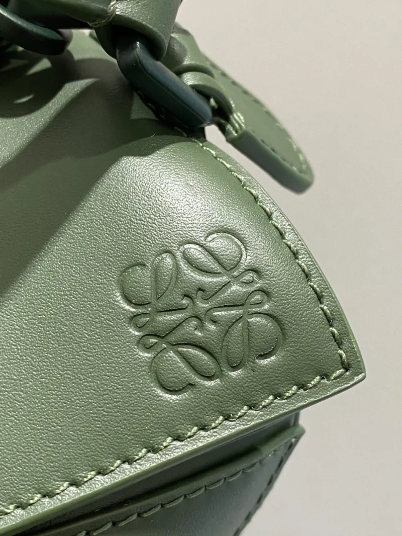 LOEWE Green Leather Handle Bag 773 - Image 4
