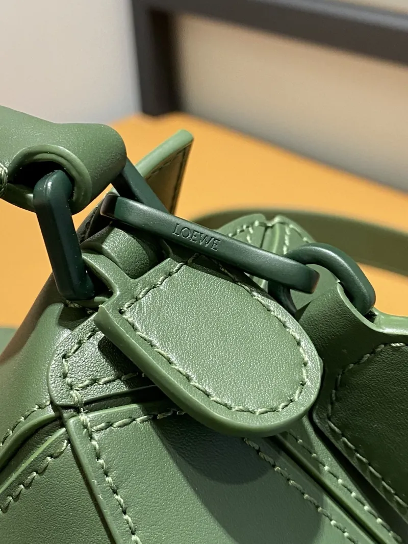 LOEWE Green Leather Handle Bag 773 - Image 6