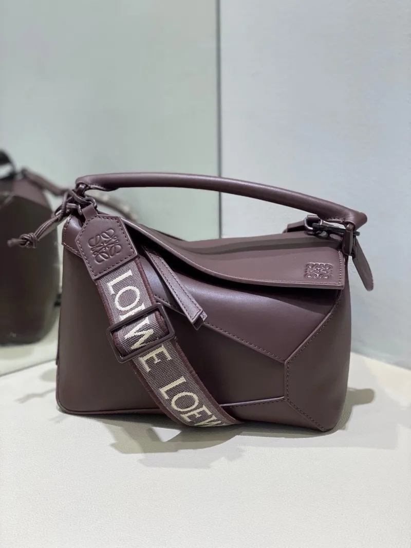 LOEWE Dark Brown Puzzle Shoulder Bag 776