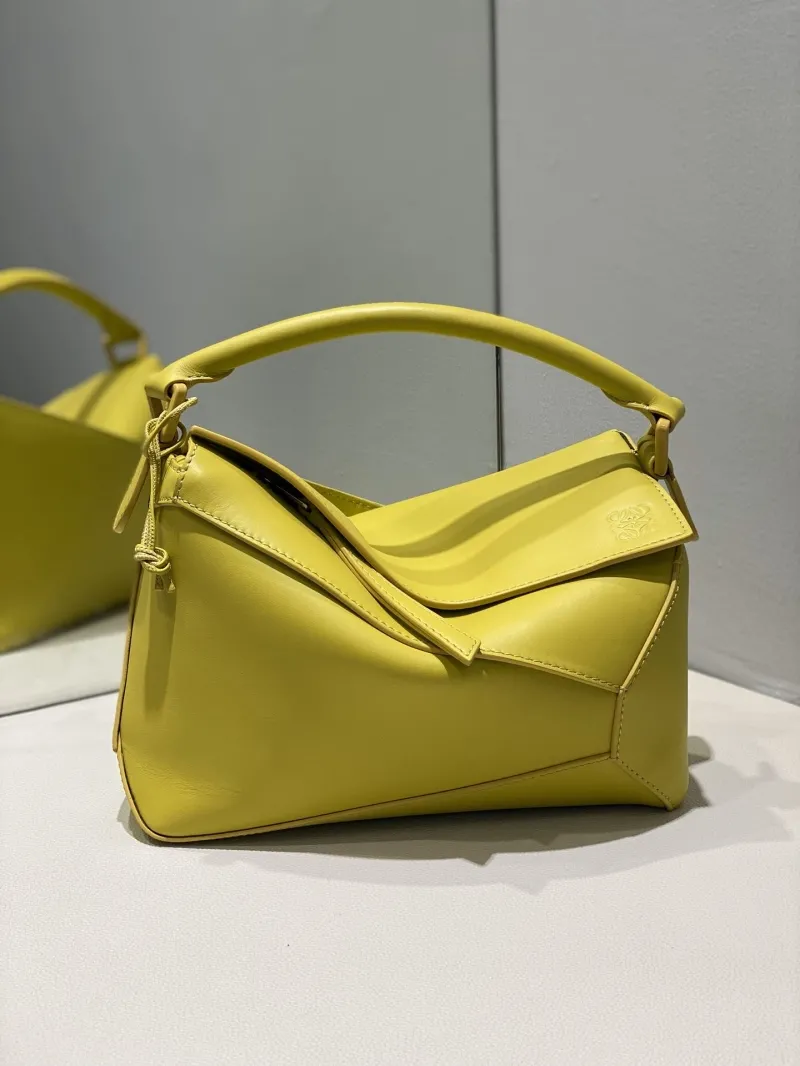 LOEWE Yellow Small Crossbody Handbag 780 - Image 7