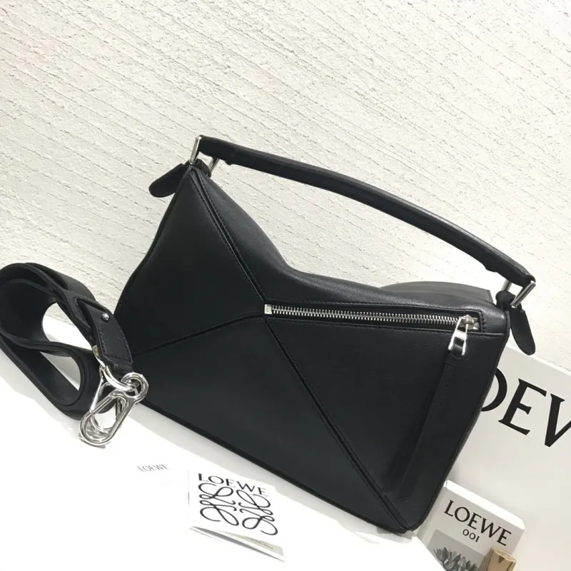 LOEWE Black Leather Handbag 788 - Image 4