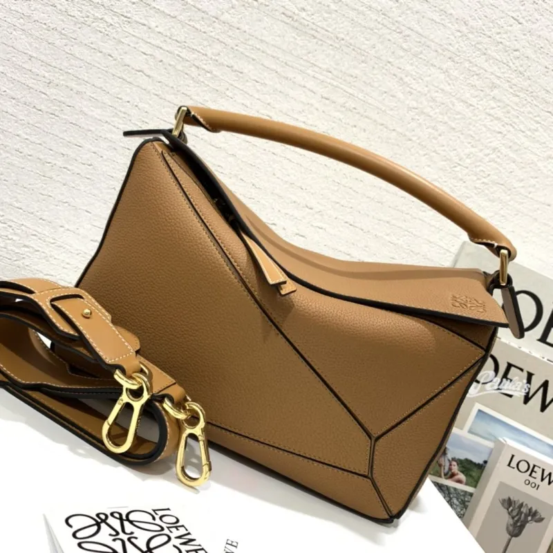 Loewe Tan Leather Puzzle Handbag - Image 3