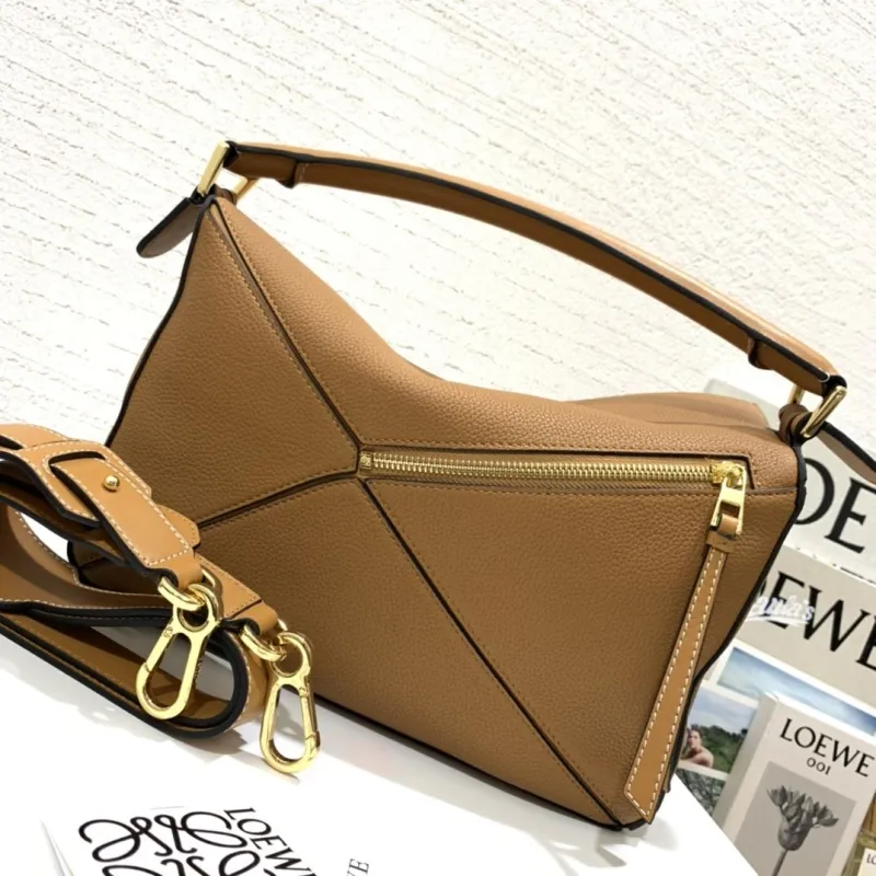 Loewe Tan Leather Puzzle Handbag - Image 4