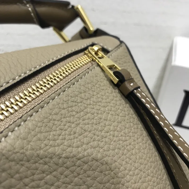 LOEWE Puzzle Shoulder Bag Taupe 790 - Image 6