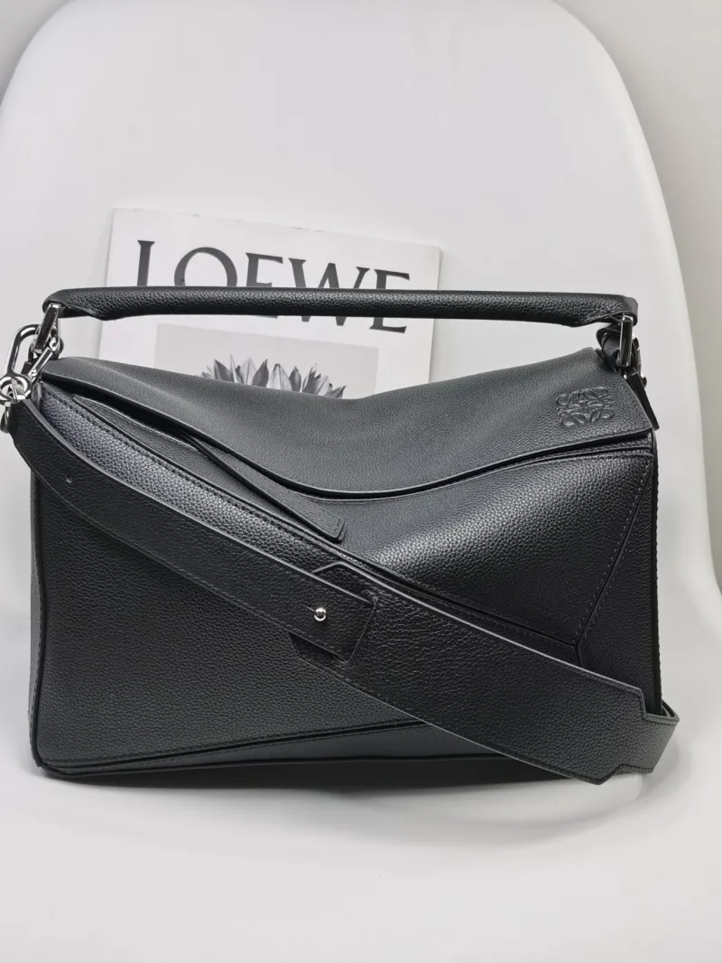 Loewe Black Leather Handle Handbag 792