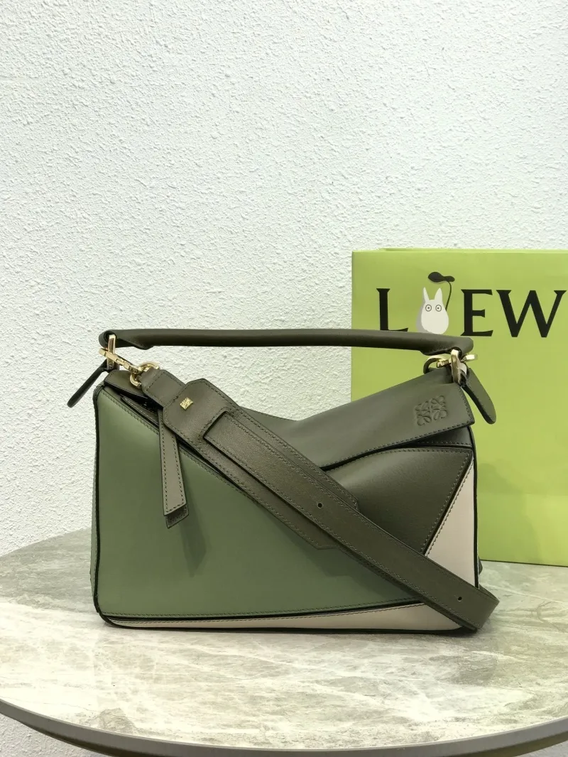 Loewe Olive Green Leather Handle Handbag 795