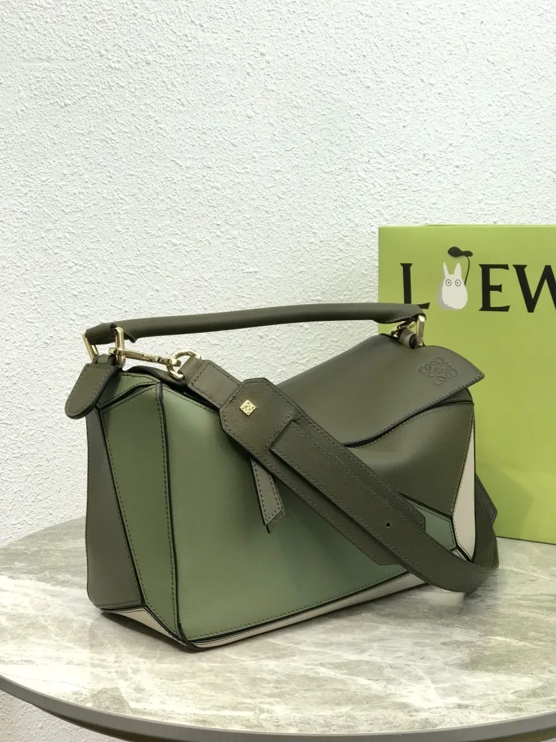 Loewe Olive Green Leather Handle Handbag 795 - Image 3