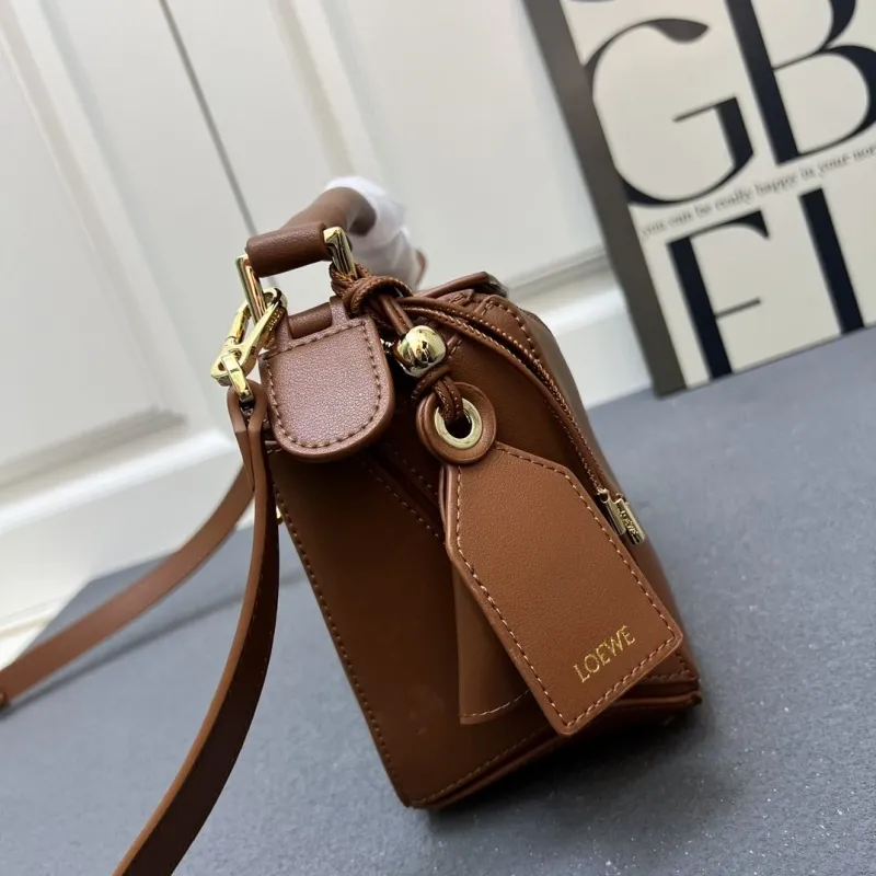 Loewe Brown Leather Handbag H08903 Size 24cm - Image 4