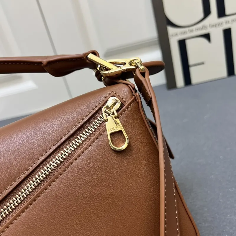 Loewe Brown Leather Handbag H08903 Size 24cm - Image 5
