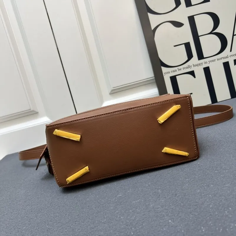 Loewe Brown Leather Handbag H08903 Size 24cm - Image 7