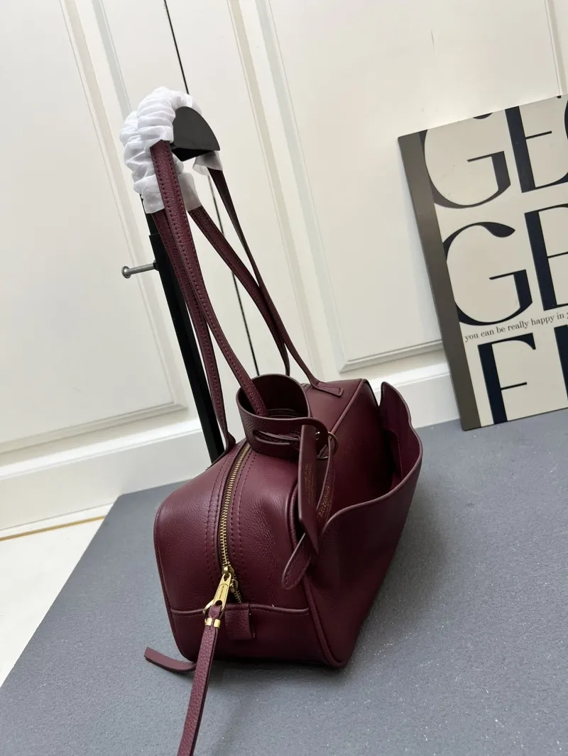 Alternative view of Loewe Burgundy Leather Shoulder Bag 806