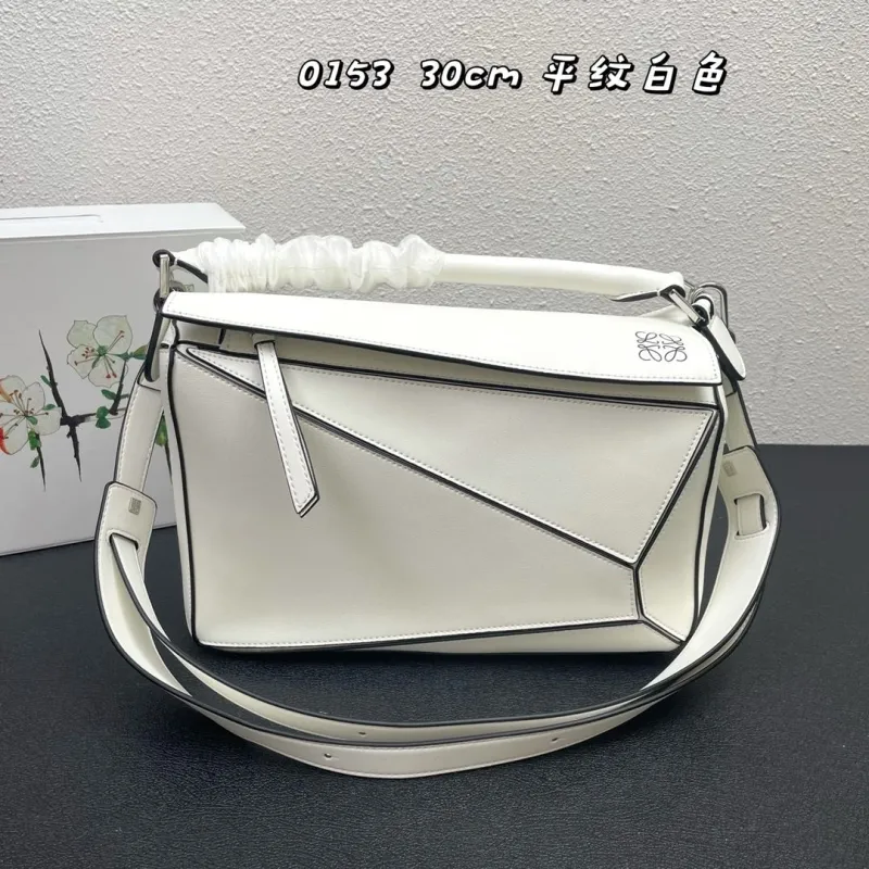 Loewe 0153 White 30cm Puzzle Handbag