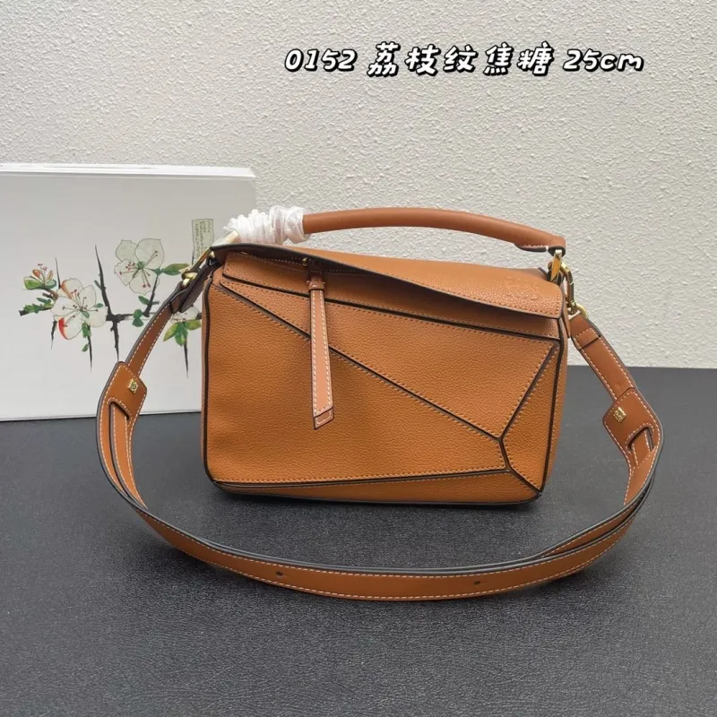 Loewe Puzzle Caramel Leather Bag 25cm 0152
