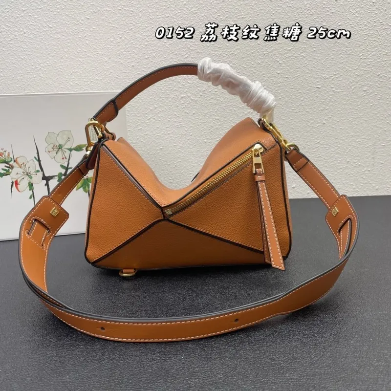 Loewe Puzzle Caramel Leather Bag 25cm 0152 - Image 3
