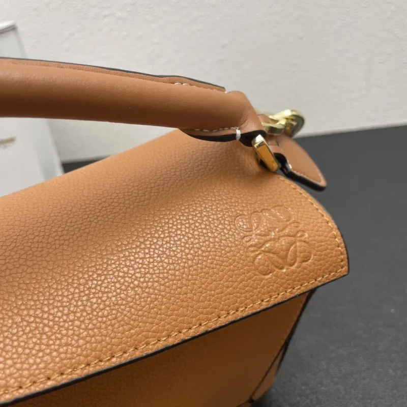 Loewe Puzzle Caramel Leather Bag 25cm 0152 - Image 5