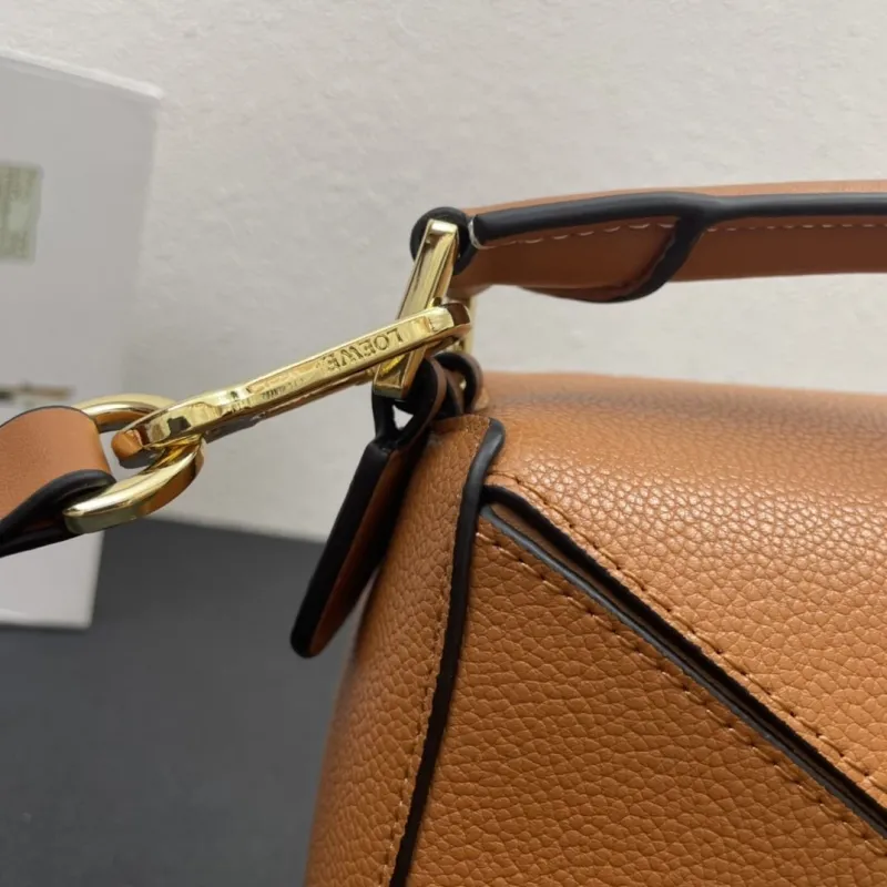 Loewe Puzzle Caramel Leather Bag 25cm 0152 - Image 6