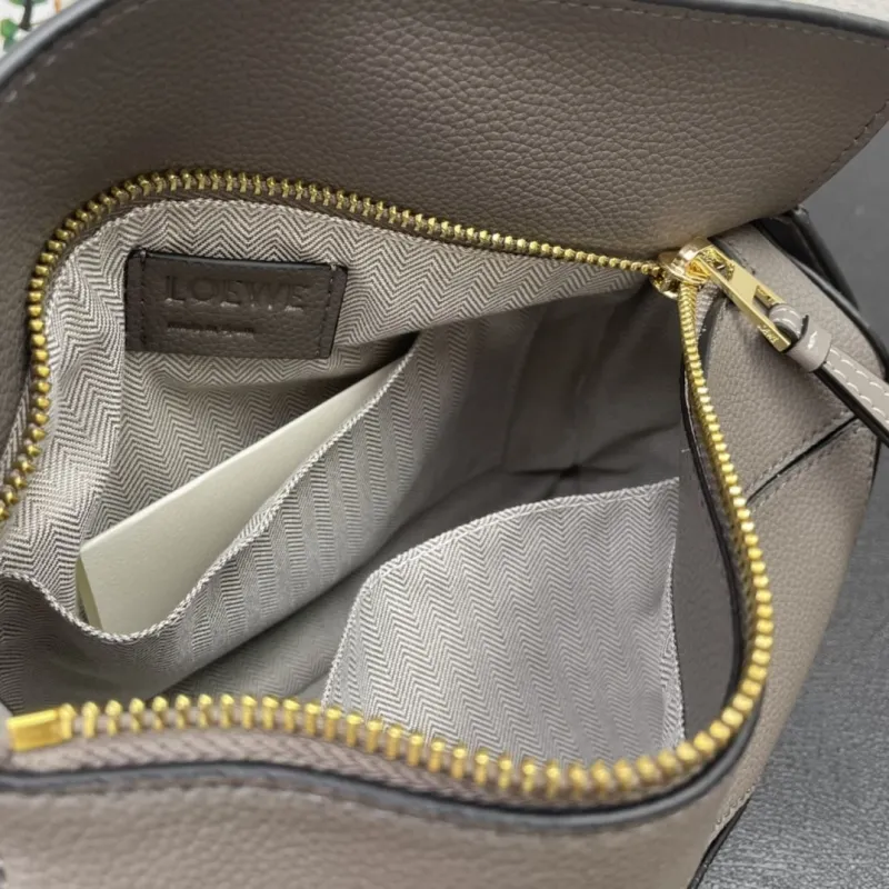 Loewe Grained Leather Puzzle Handbag Dark Gray 25cm - Image 8