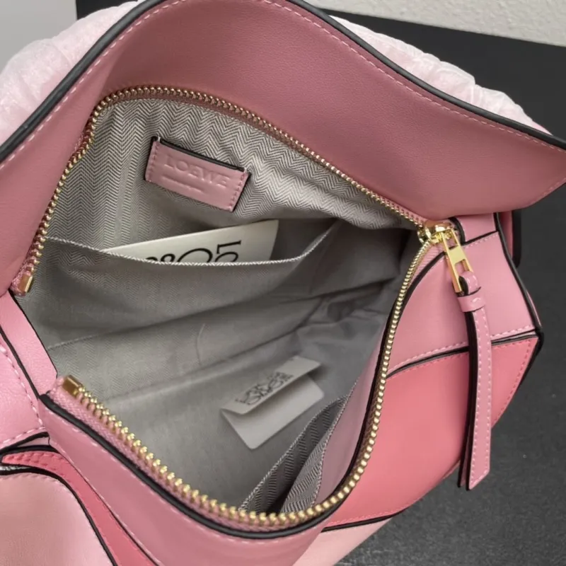 Loewe 0153 30cm Pink Puzzle Shoulder Bag - Image 8