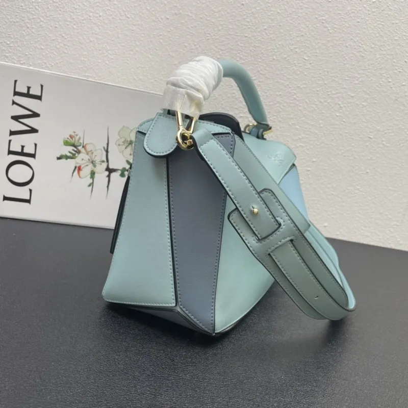 Loewe 0153 30cm Blue Patchwork Puzzle Bag - Image 4