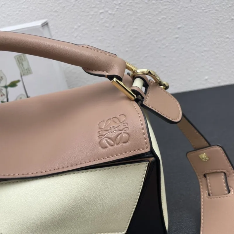Loewe 0152 25cm Beige Black Puzzle Bag - Image 6