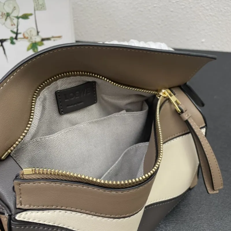 Loewe 0152 Khaki Puzzle Bag 25cm - Image 8