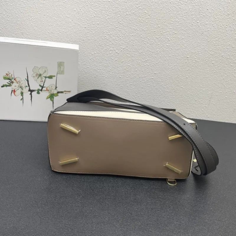 Loewe 0153 30cm Khaki Patchwork Handbag - Image 7