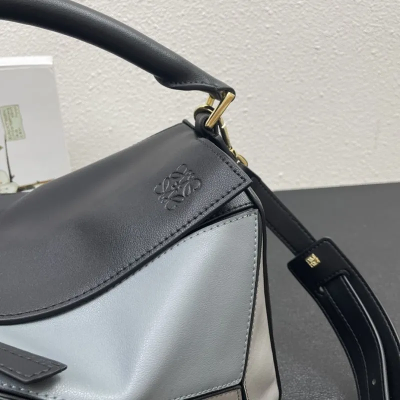 Loewe 0153 Gray Black 30cm Puzzle Shoulder Bag - Image 5