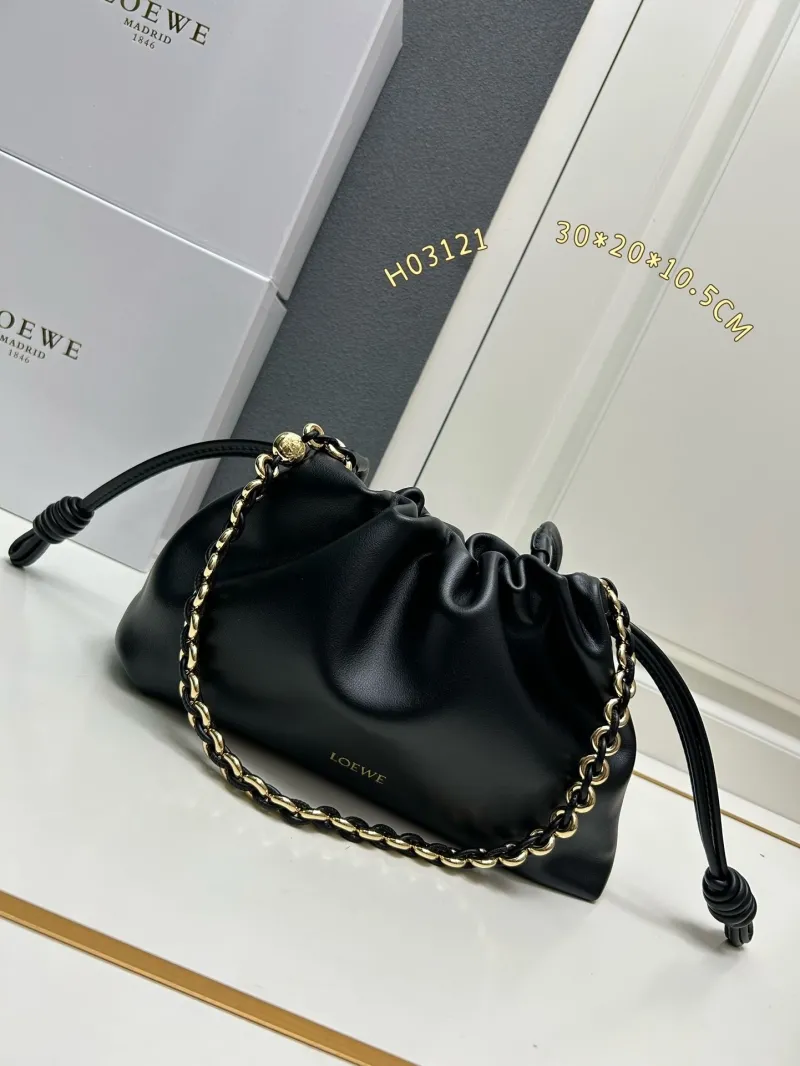 LOEWE Black Chain Drawstring Shoulder Bag H03121