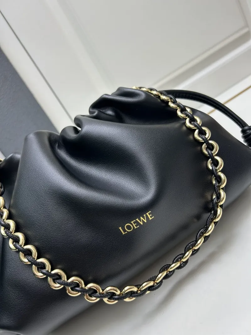 LOEWE Black Chain Drawstring Shoulder Bag H03121 - Image 4