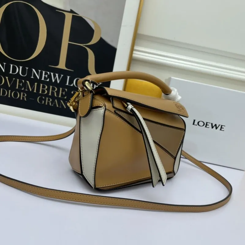 Alternative view of LOEWE Tan White Crossbody Handbag 858