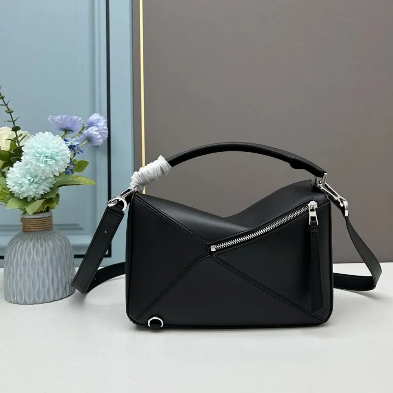 Loewe Large Black Puzzle Bag 878 30cm - Image 3