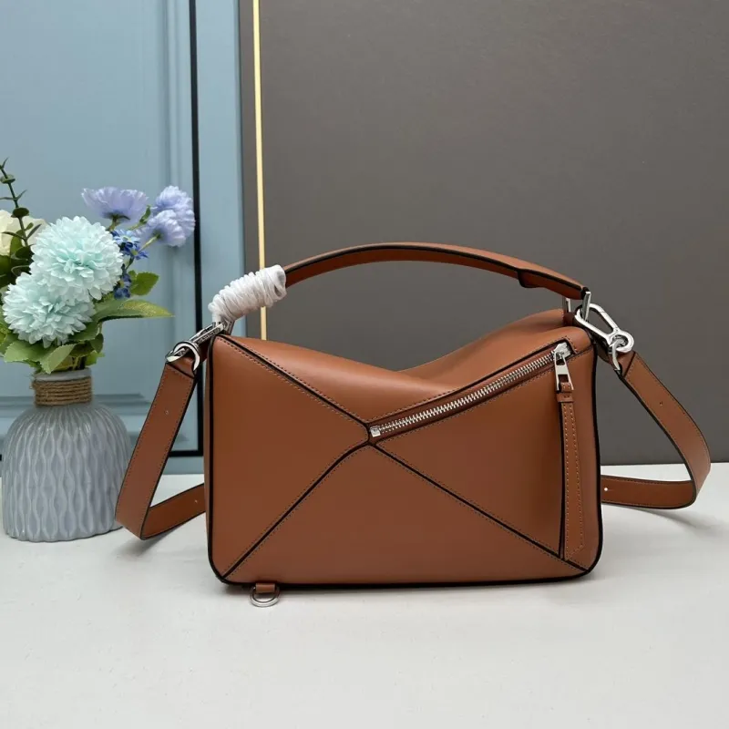 Loewe Large Brown Puzzle Shoulder Bag 30cm - Image 3